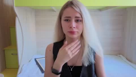 hot_kittie_hot online show from June 2026 02:03:01 AM