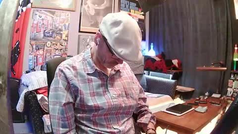 Snapshot of hot_krispy_kreme chatting on May 2026 01:11:02 AM hot_krispy_kreme online show from May 2026 01:11:02 AM