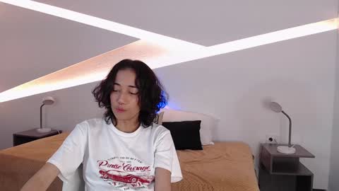 Alana online show from December 2024 11:41:02 PM