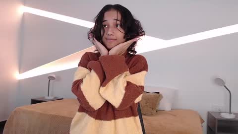 Alana online show from December 2024 08:27:02 PM