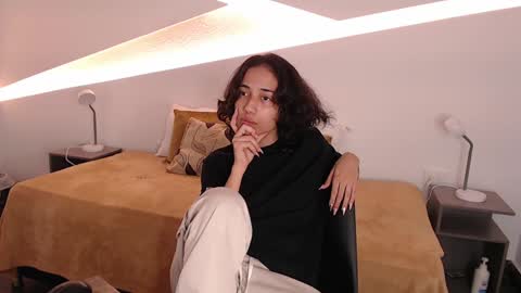 Alana online show from January 2025 10:55:02 PM