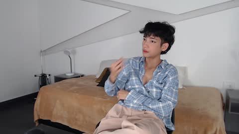 Alana online show from February 2025 09:40:01 PM