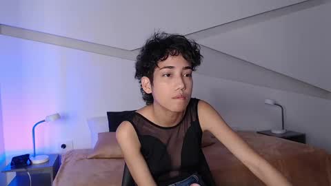 Alana online show from March 2025 08:53:02 PM