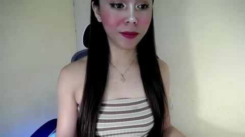 Snapshot of hot_maryxxx chatting on February 2025 09:59:01 PM hot_maryxxx online show from February 2025 09:59:01 PM