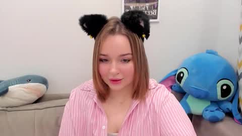 Moon online show from February 2026 03:48:02 PM