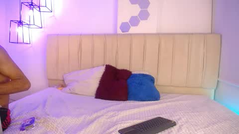 hot_people1 online show from November 2025 03:16:02 AM