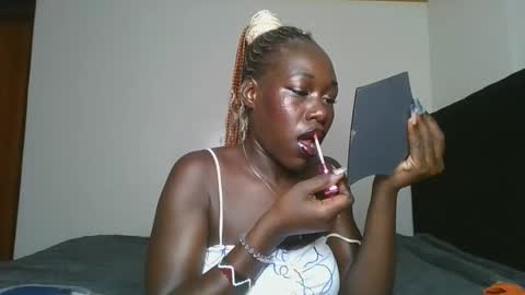 Hot petite online show from March 2026 05:46:01 AM