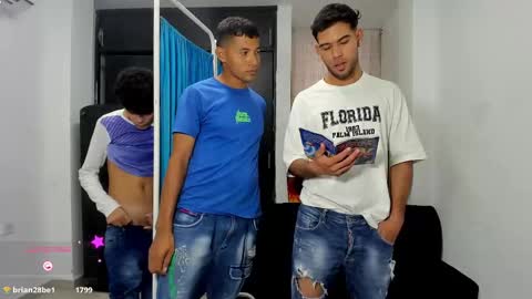 Vanesa Oliver and Andrew online show from March 2025 04:51:02 PM