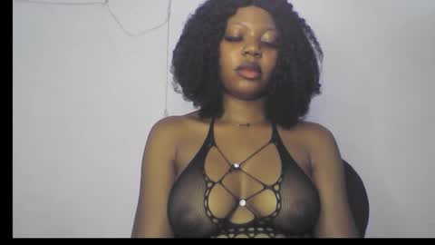 Stella online show from September 2025 03:04:01 PM