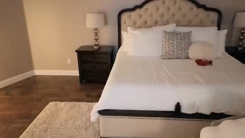 Hot Wife    hotwife sexy new milf highclass brunette bigboobs natural mature online show from May 2026 06:32:03 AM