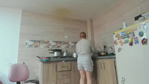 hotandfierylatinos online show from February 2025 01:30:02 PM