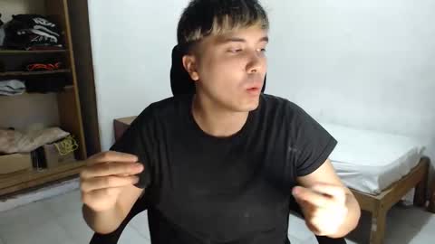 hotbaby6900 online show from December 2025 12:01:02 PM