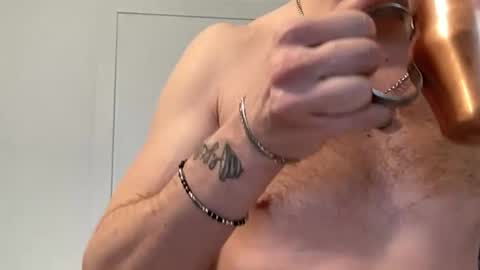 Snapshot of hotblondeguy69 chatting on October 2025 11:58:02 AM hotblondeguy online show from October 2025 11:58:02 AM