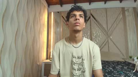 hotcouple_222 online show from February 2026 07:23:02 PM