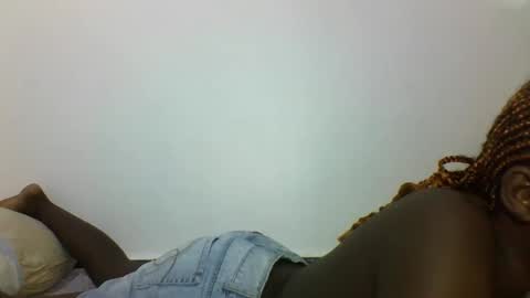 VICTORIA online show from October 2025 07:17:02 AM