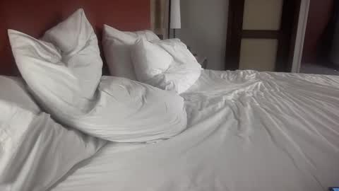 hotdogstuffer online show from October 2025 12:22:02 AM