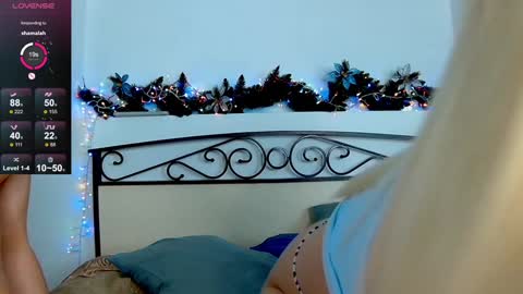 Snapshot of hotel_california_ chatting on January 2025 06:49:01 PM Anna 23 Archie 25 online show from January 2025 06:49:01 PM