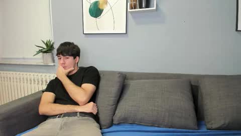 QUENTIN online show from November 2025 06:45:02 AM