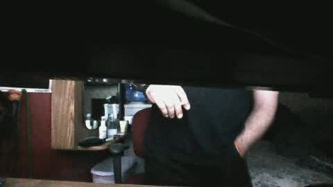 Hotfreakinstud online show from April 2026 07:47:01 AM