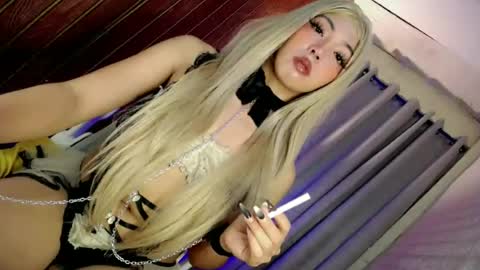 Snapshot of hotfucking_queen1111 chatting on May 2026 08:44:02 AM hotfucking_queen1111 online show from May 2026 08:44:02 AM