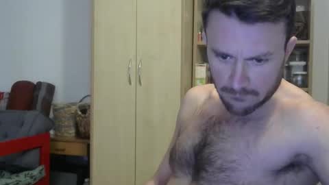 Le jardinier sexy online show from March 2026 10:25:01 PM