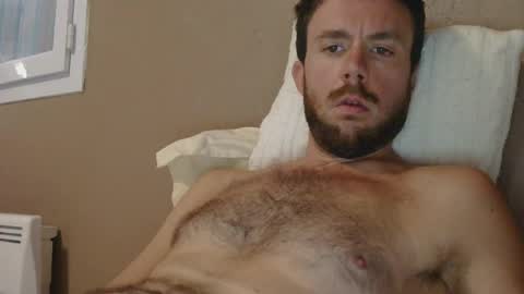 Le jardinier sexy online show from July 2026 08:01:01 AM