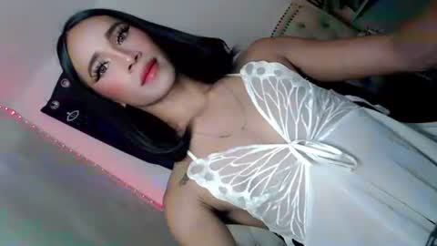 Snapshot of hotgirl_krisxx chatting on October 2025 06:46:02 PM hotgirl_krisxx online show from October 2025 06:46:02 PM