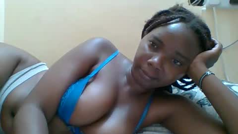 Queen online show from January 2026 08:35:01 PM