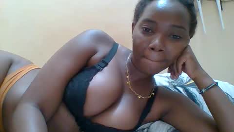 Snapshot of hotgodees chatting on March 2026 07:20:02 PM Queen online show from March 2026 07:20:02 PM