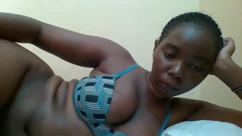 Snapshot of hotgodees chatting on May 2026 07:14:02 AM Queen online show from May 2026 07:14:02 AM