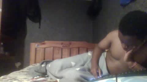 hotguyy001 online show from February 2025 01:44:02 AM