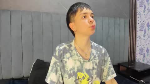 hannah online show from December 2025 01:56:02 AM