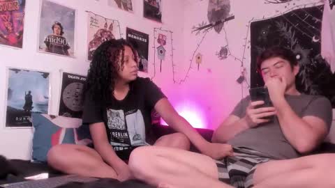 Sam and Nico online show from November 2025 05:59:01 PM