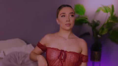 Maria online show from December 2025 05:05:01 AM