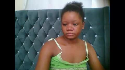 LOYCE online show from December 2025 02:46:02 PM