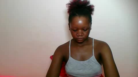 Snapshot of hotjeylee chatting on May 2026 07:20:01 PM LOYCE online show from May 2026 07:20:01 PM
