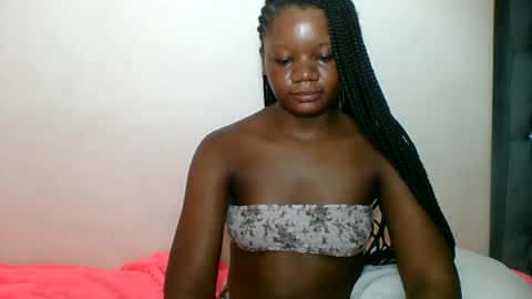 Snapshot of hotjeylee chatting on May 2026 01:34:02 AM LOYCE online show from May 2026 01:34:02 AM