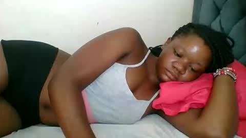 Snapshot of hotjeylee chatting on May 2026 06:10:02 AM LOYCE online show from May 2026 06:10:02 AM