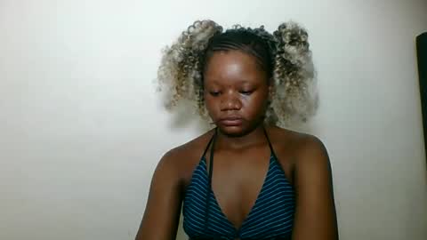 Snapshot of hotjeylee chatting on June 2026 12:45:01 AM LOYCE online show from June 2026 12:45:01 AM