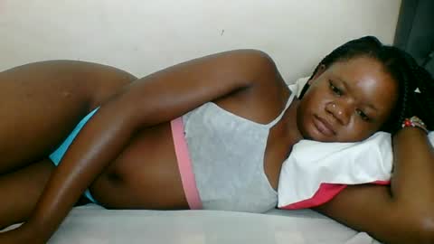 Snapshot of hotjeylee chatting on June 2026 10:14:02 PM LOYCE online show from June 2026 10:14:02 PM