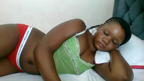 Snapshot of hotjeylee chatting on June 2026 10:38:01 PM LOYCE online show from June 2026 10:38:01 PM