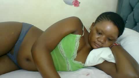 Snapshot of hotjeylee chatting on July 2026 10:21:02 AM LOYCE online show from July 2026 10:21:02 AM