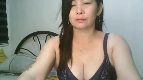 Snapshot of hotmamajen4u chatting on December 2025 12:05:01 AM hotmamajen4u online show from December 2025 12:05:01 AM
