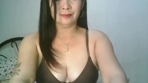 Snapshot of hotmamajen4u chatting on February 2026 01:25:02 AM hotmamajen4u online show from February 2026 01:25:02 AM