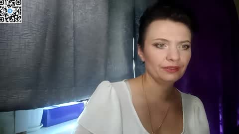 Snapshot of hotmamaqueen234 chatting on June 2026 10:39:01 AM hotmamaqueen234 online show from June 2026 10:39:01 AM
