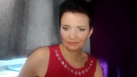 Snapshot of hotmamaqueen234 chatting on July 2026 07:17:02 AM hotmamaqueen234 online show from July 2026 07:17:02 AM