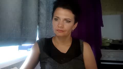 Snapshot of hotmamaqueen234 chatting on July 2026 01:18:02 PM hotmamaqueen234 online show from July 2026 01:18:02 PM