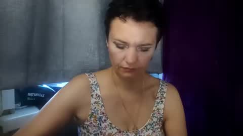 Snapshot of hotmamaqueen234 chatting on August 2026 07:51:01 AM hotmamaqueen234 online show from August 2026 07:51:01 AM