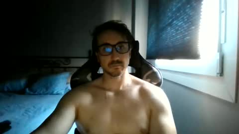 hotman_40_ online show from June 2026 09:22:01 AM