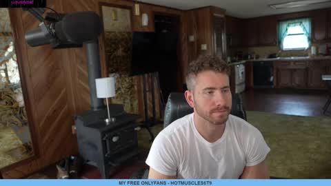 hotmuscles6t9 online show from March 2025 03:18:01 PM